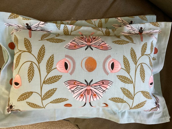 Anthropologie lumbar pillow hotsell