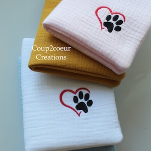 Pochette chien, protège carnet de vaccination brodée personnalisée , housse carnet de santé pour chien, chat, furet, lapin