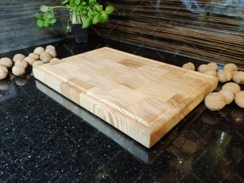 Schneidebrett mit Griff F\u00fc\u00dfe Schneidbrett K\u00fcchenbrett Servierbret 36 x 25 Massivholz Fr\u00fchst\u00fccksbrettchen Holzbrettchen Breakfast Board