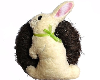 Rabbit ITH in 5 sizes, embroidery file.