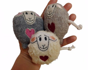Sheep ITH. 6 different sizes. Embroidery file.