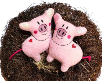 Piglet ITH. 2 different sizes. Embroidery file.