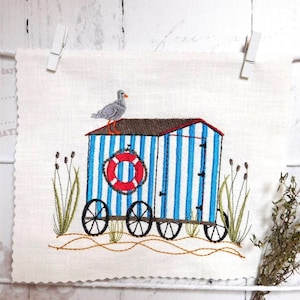 Wózek plażowy w piasku.  Plik z haftem w 2 wersjach. Rozmiar ramki do haftu 13 x 18 cm, 5x7"