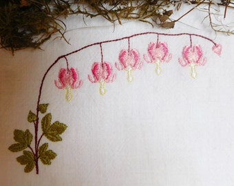 Bleeding heart - embroidery file in 3 different designs.