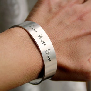 Bracciale, polsino, in alluminio anodizzato, personalizzabile, inciso a mano immagine 7