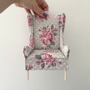 1/6 scale. Armchair for dolls 30 centimeters high, dollhouse furniture. Retrostyle doll archair.