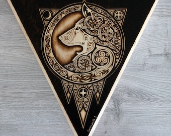 Wooden walldecoration with woodburned Celtic Design/ Celtic wolf/ Celtic knotwork in pyrograhic art