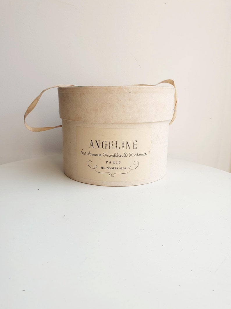 Hat Box//cardboard Box//old Box//jewelry Box//wooden Box//round Box