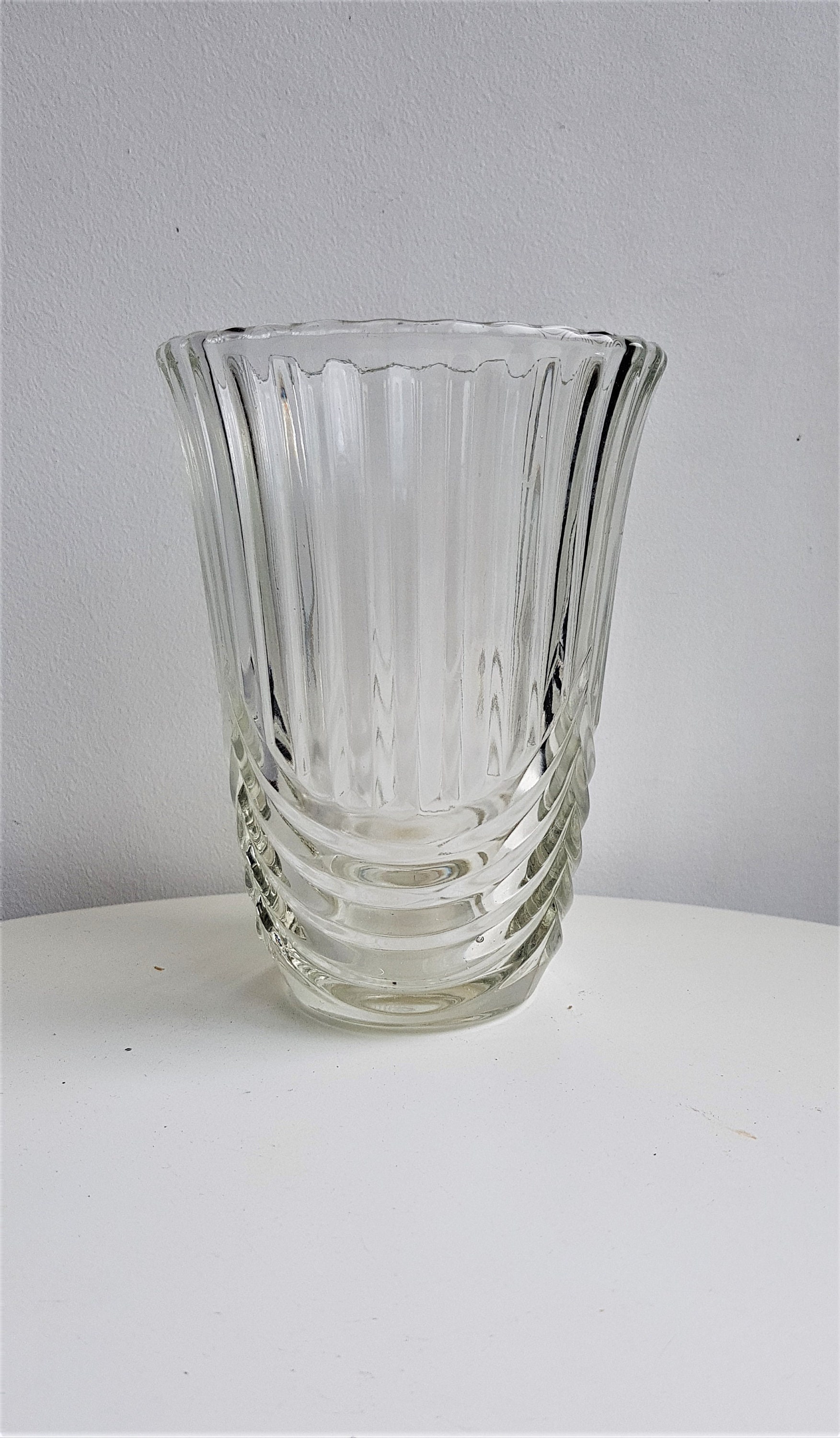 Vase en Verre Ancien//Vase Forme Tulipe//Vase Transparent//Vase Vintage//Vase Rond Verre//Décoration