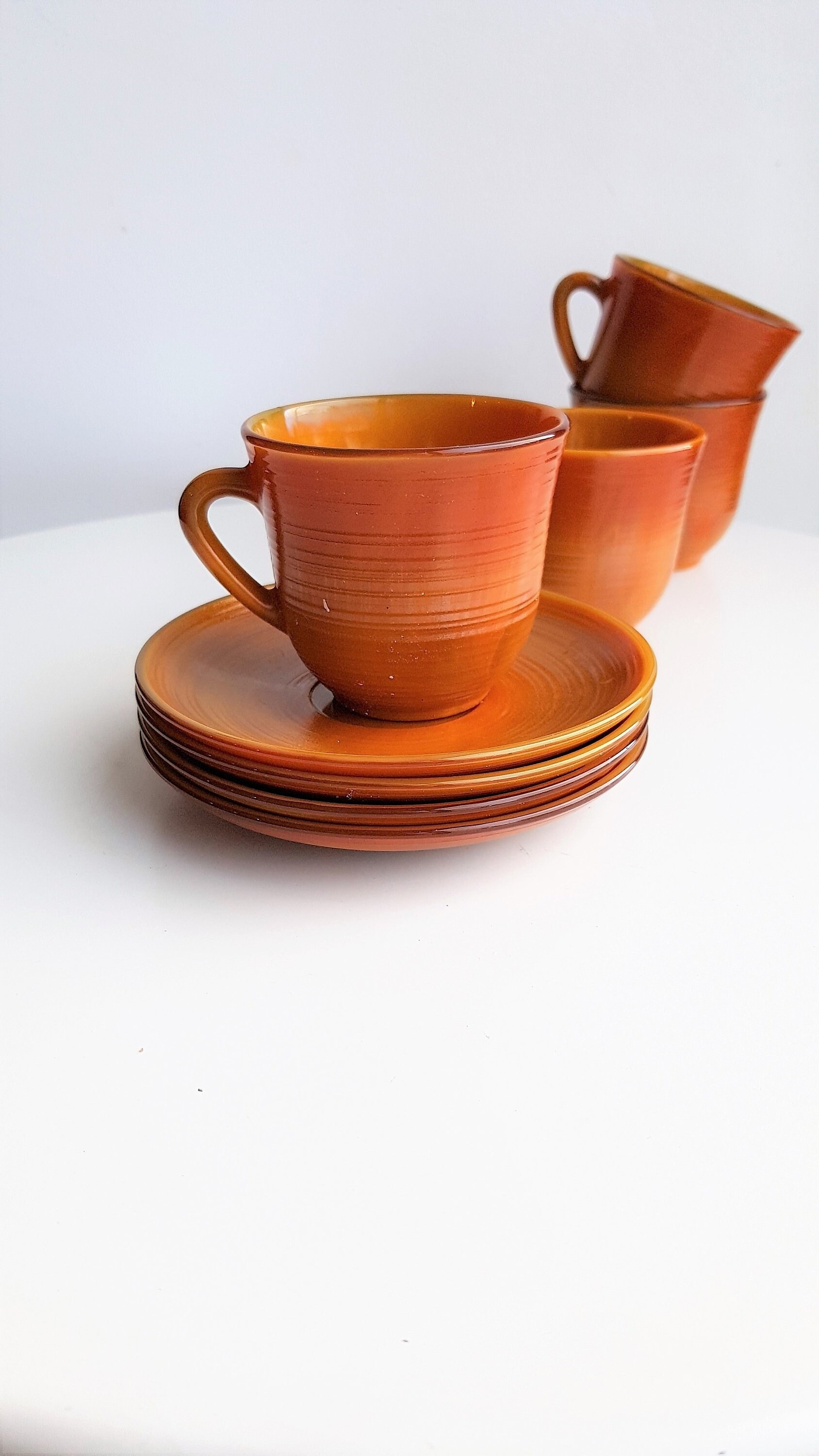 Tasses en Opaline Marron ou Orange//Tasses Vintage//Tasses et Soucoupes//Tasses Verres//Mugs Vintage