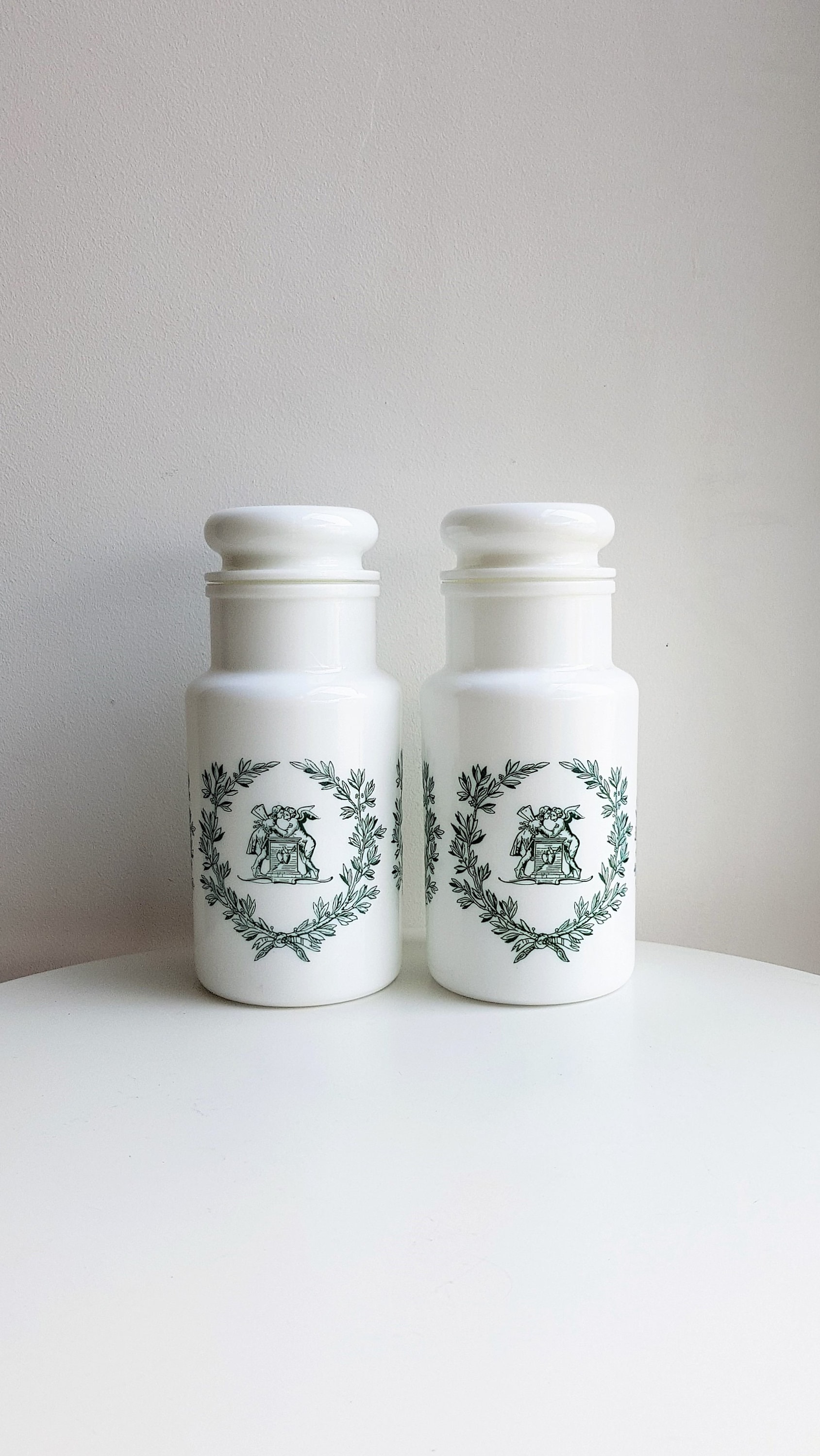 Pot Apothicaire//Pots Alimentaires Blancs//Pots Couvercles//Pots Opaline//Opaline Blanche//Pot Pharm
