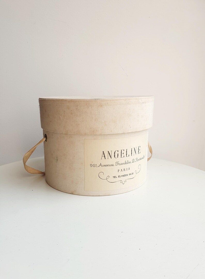 Hat Box//cardboard Box//old Box//jewelry Box//wooden Box//round Box