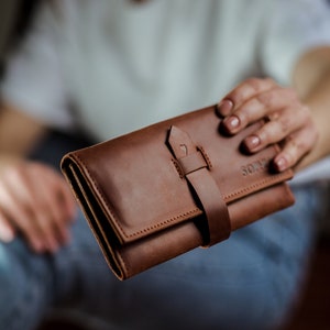 Kerstcadeaus, leren portemonnee op maat, minimalistische portemonnee voor haar, slanke damesportemonnee volnerfleer gepersonaliseerd, jubileumcadeau