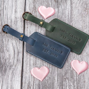 Personalized leather luggage tags, His and hers luggage tags, 3rd anniversary gift for couple, Personalized luggage tags travel set