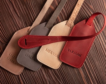 Personalized leather custom luggage tag, Leather travel accessories and wedding favors, leather backpack tag for bag, Monogram id card tag