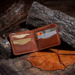 Wallet for men Class of 2025 Leather wallet men Custom leather wallet Monogrammed leather wallet for men Gift for him Fathers day gifts