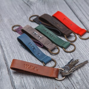 Personalized leather keychain, Leather monogram key chain with initials, Key fob for men and women