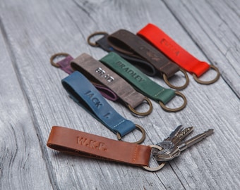 Personalized leather keychain, Leather monogram keychain with initials, Key fob for men and women, Personalized gifts for Graduation 2026