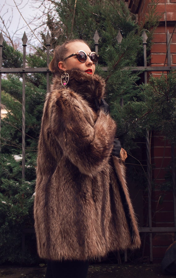 Vintage fur coat / real fox fur coat / winter fur