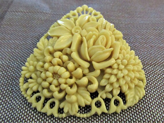 Antique Ivory Colored Celluloid Brooch - image 1