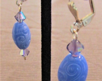 Vintage Beaded Pierced Dangle Earrings in Blues