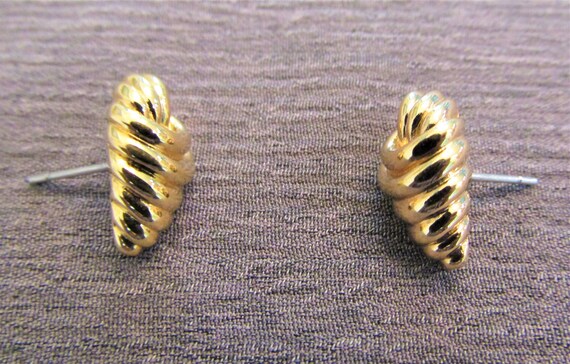 Vintage Monet Conical Knot Style Pierced Earrings - image 2
