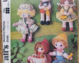 1970s Vintage Sewing Pattern for Rag Dolls Toys Nursery Rhyme Dolls. Factory Folded. McCall's UK17 11" Doll Pattern