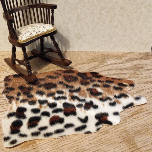 12th  Scale Dolls House Faux Fur Rug    New 