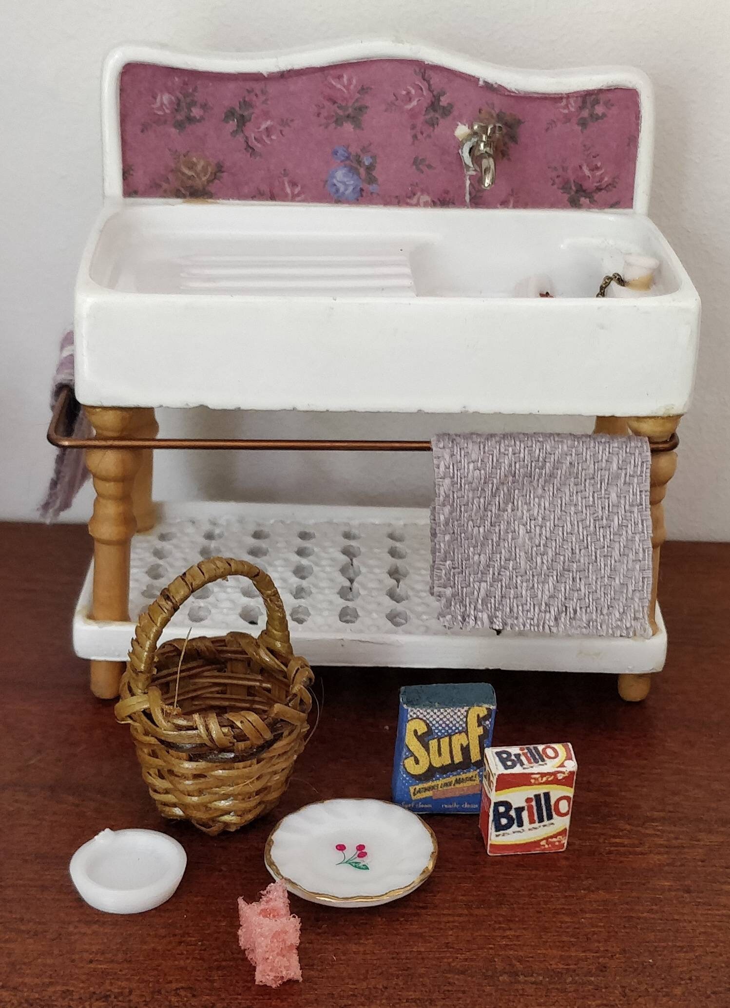Dolls house miniature kitchen sink unit freestanding vintage Etsy