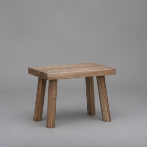 Wooden bathroom step stool, Small bathroom bench, Small sitting bench, Small rustic bench, Bath step stool, Modern step stool