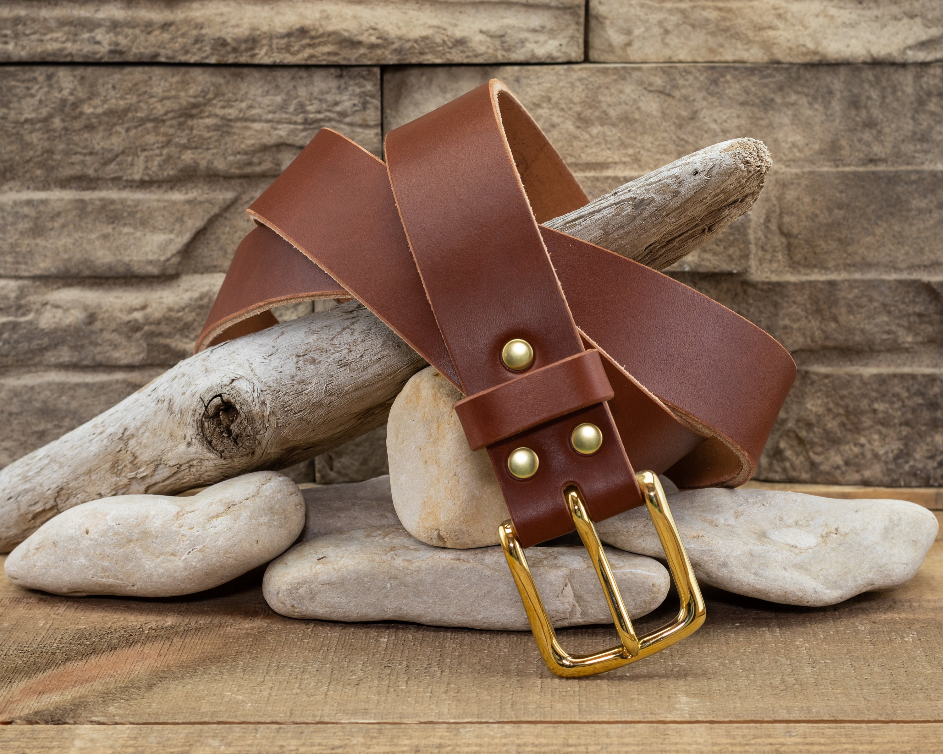 Orvis Wickett & Craig Leather Belt Mens 46 Burgundy‎ Brown Brass Buckle USA Made Handmade Wickett & Craig Leather Belt: Solid Brass Buckle  main image 4