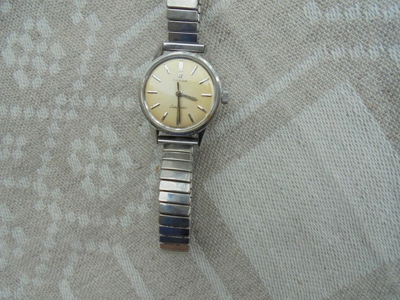 Omega retro - image 2