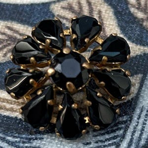 Elegant Vintage Brooch in Gold Tone with Black Stones