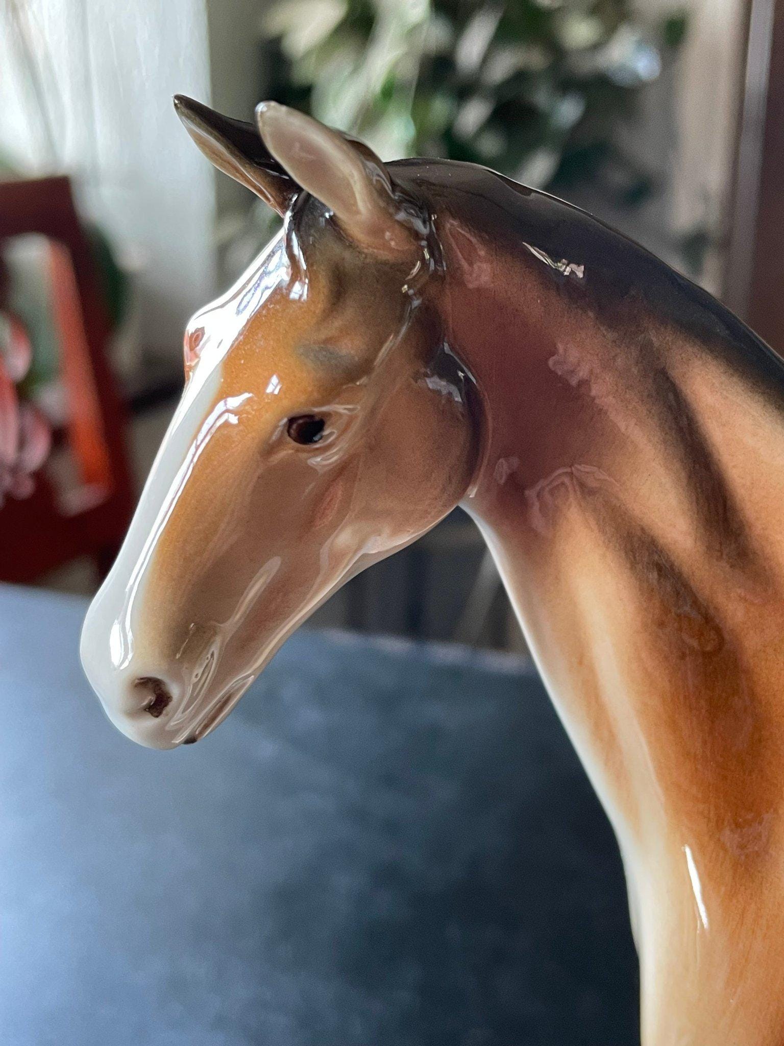 ロイヤルダックスの馬のフィギュア - Etsy 日本