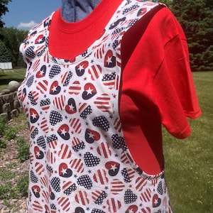 Red White and Blue Apron; American Flag Apron; 4th of July Apron; Americana apron; apron with pockets; patriotic apron; crossback apron
