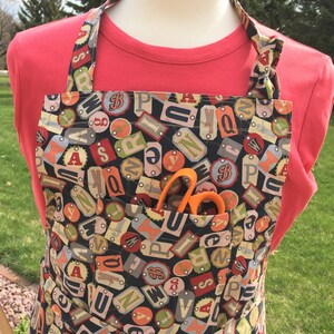 Apron; Apron for women; unisex apron; handmade; SewNeededShop; apron with pocket; work apron; barista apron; large apron