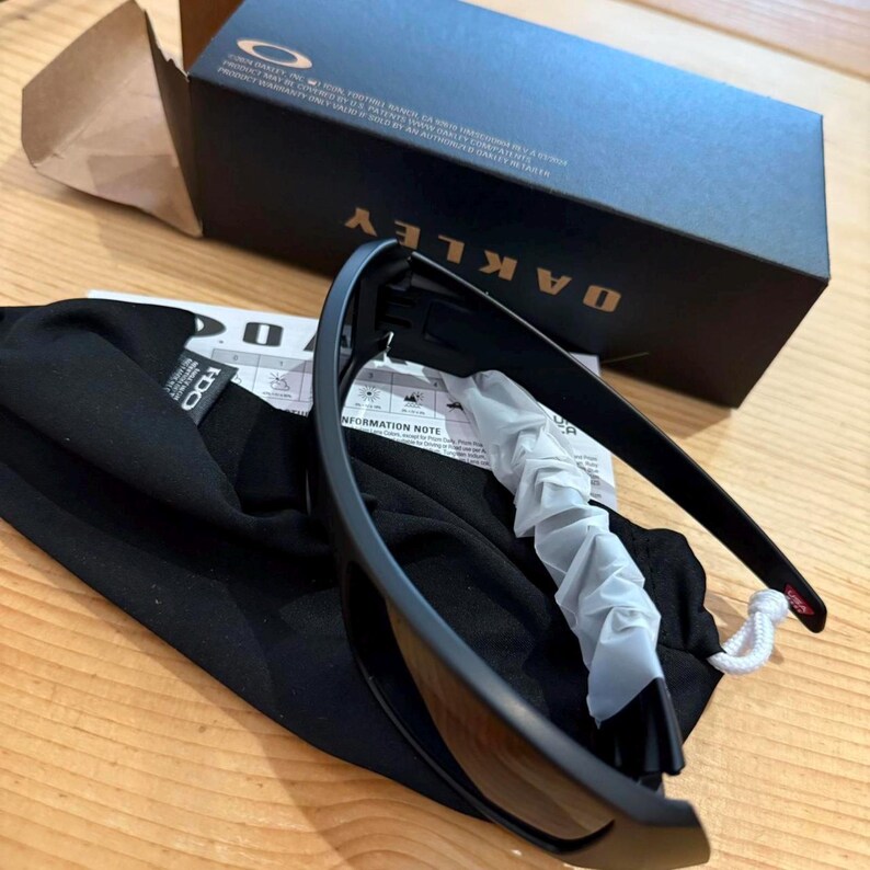 Brand New in Box Oakley Gascan Sunglasses image 7