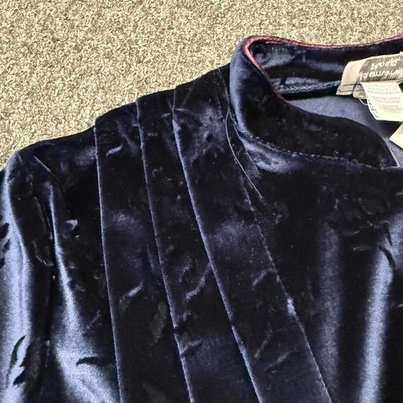 Navy Blue Rose Pattern Sleep Jacket - image 5