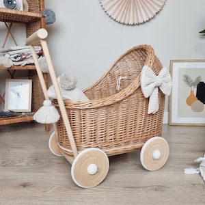Wiklibox wicker & beech wood doll's pram in NATURAL color + bedding and bows. Unpainted!