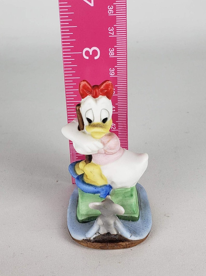 Daisy Duck Figurine Vintage Disney Figurine Daisy vs The | Etsy