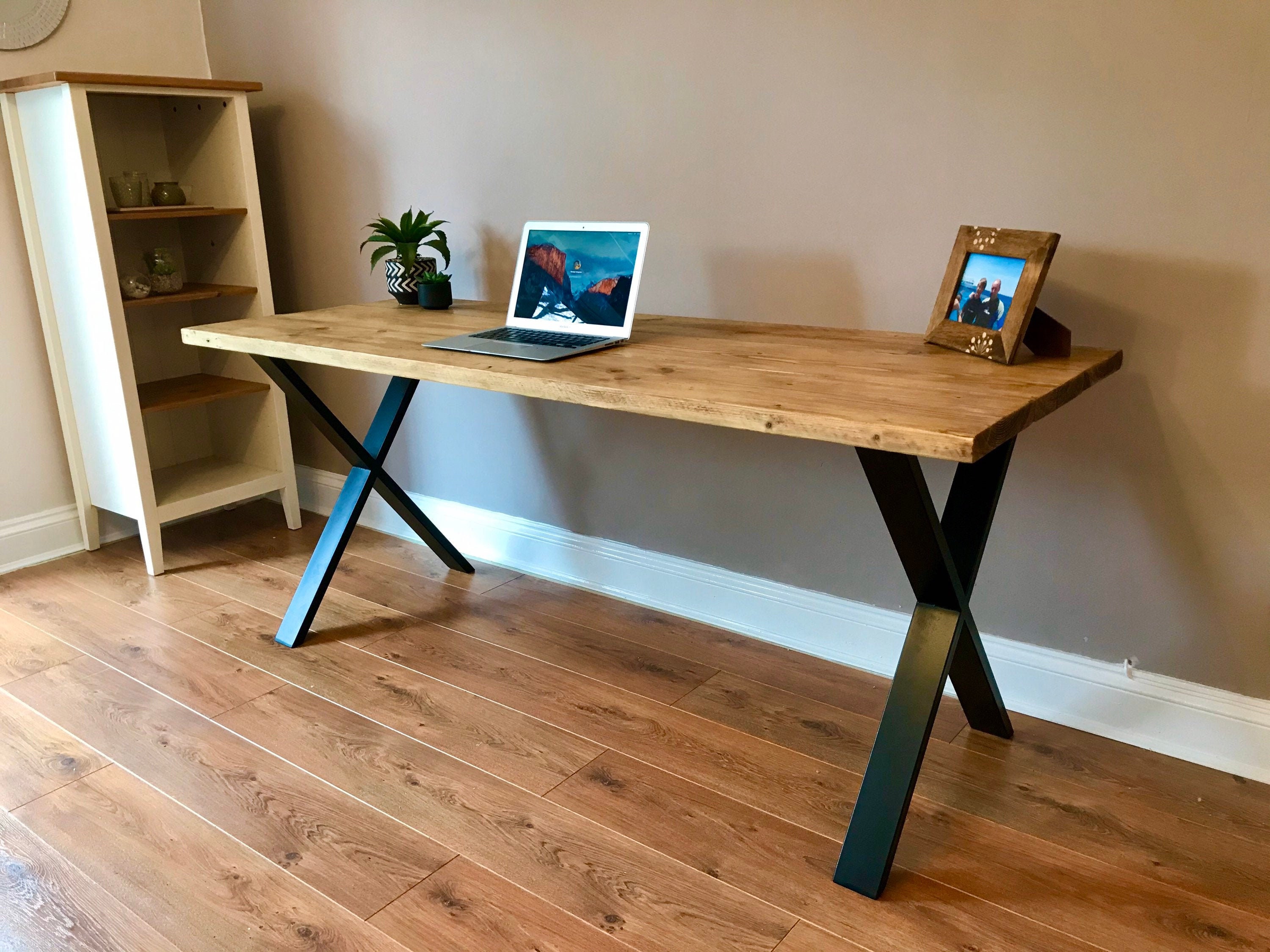 Mesa Escritorio de Madera Reciclada Patas de Metal Estilo Industrial  Muebles Oficina Rústica Hecho Medida Tablon Andamio Recuperada Rustico -   México