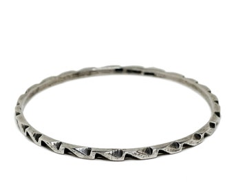 Vintage TAXCO Sterling Bangle | MODERNIST Silver Bangle Bracelet | STERLING Thin Bangle Bracelet | Mexican Silver Jewelry | Size 8 Bangle