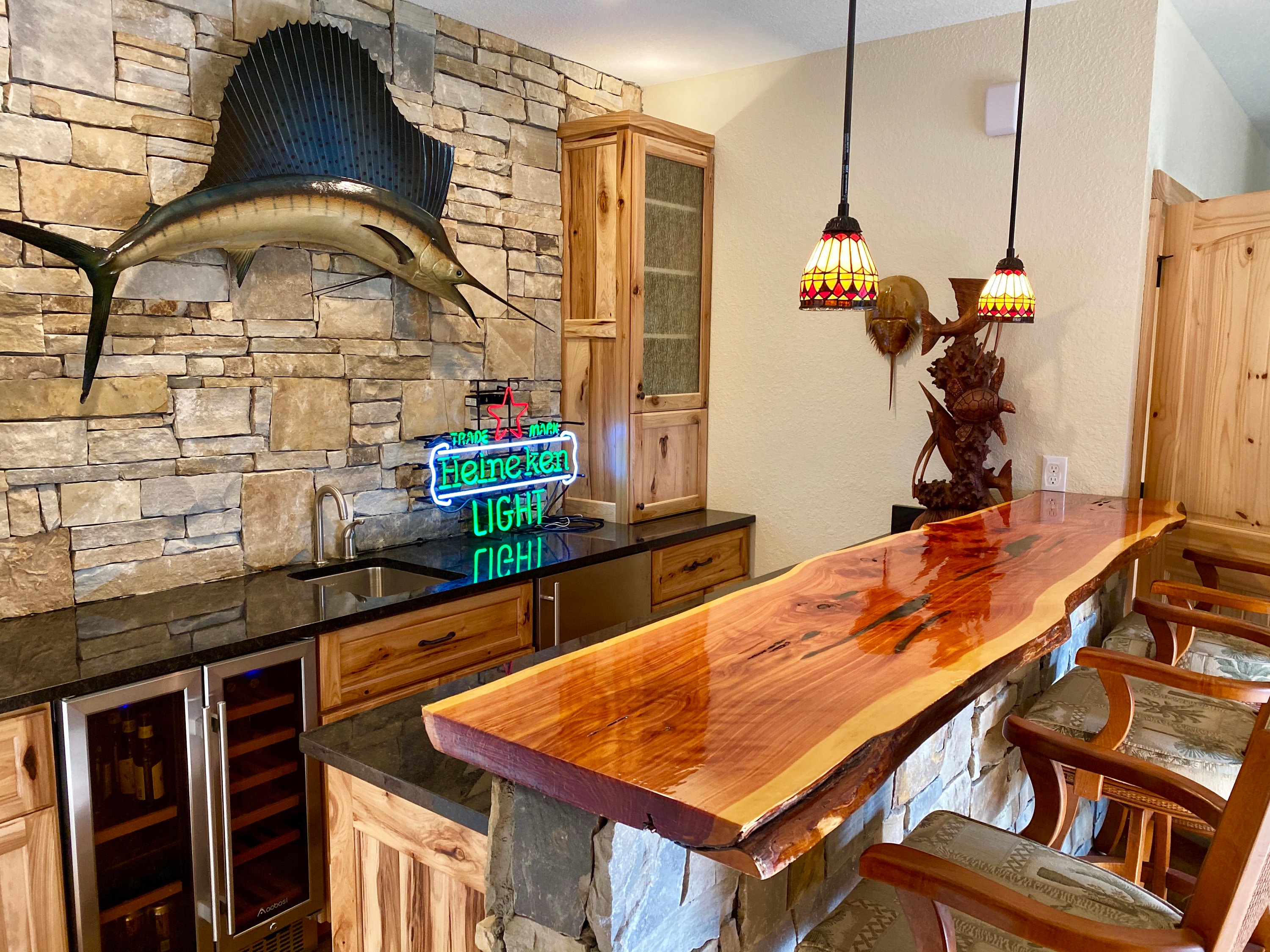 Bar Tops and Counter Tops - Made to order. – Wood and Stone