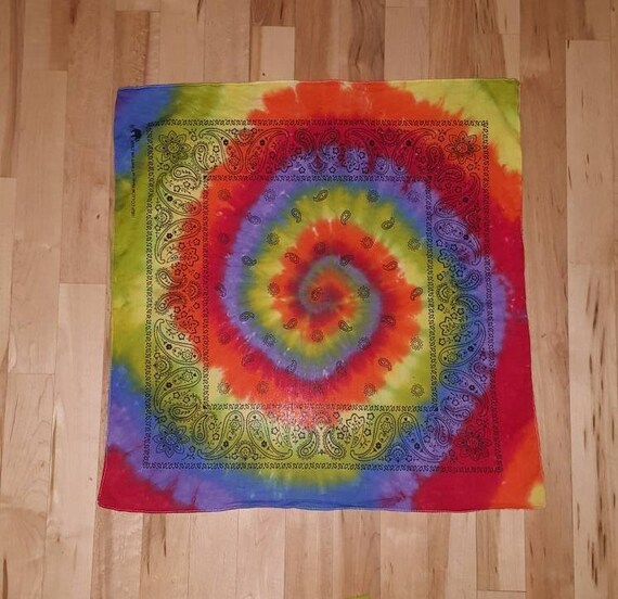 Bright Rainbow Tie Dyed Bandana Tie Dye Wall Hanging Tie Dye Tapestry Tie Dye Room Boho Hippy Room Decor Hippy Tapestry Tie Dye Wall