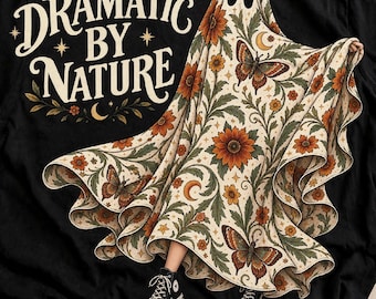 T-shirt Dramatic by Nature avec motif fantôme et drap fleuri | Motif vintage effrayant pour Halloween