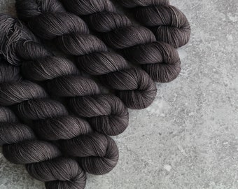 Owl Blackberry Mousse 702010 superwash merino yak nylon sock yarn
