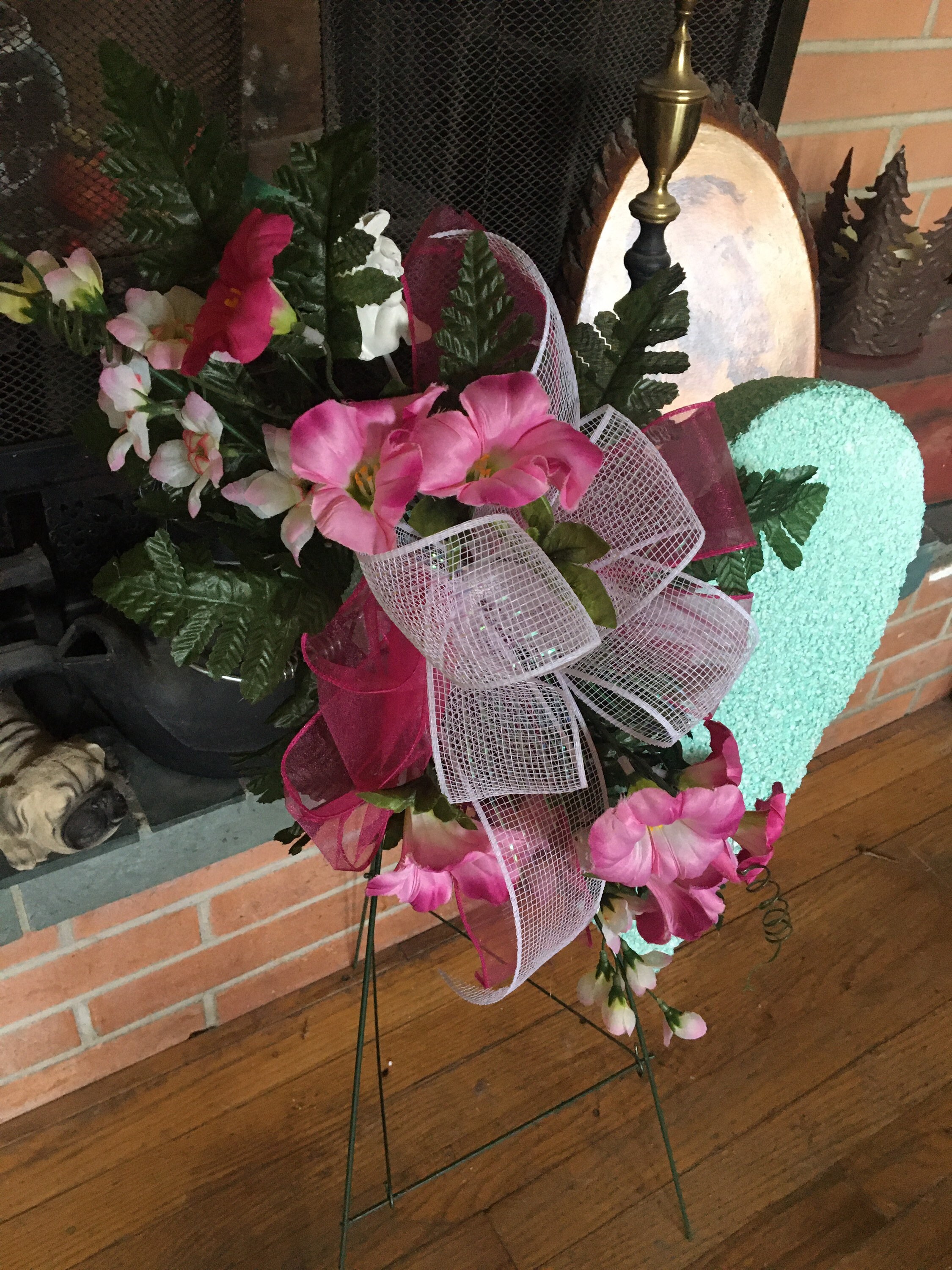 Green/pink Styrofoam Floral Memorial Heart & Stand / Funeral Etsy