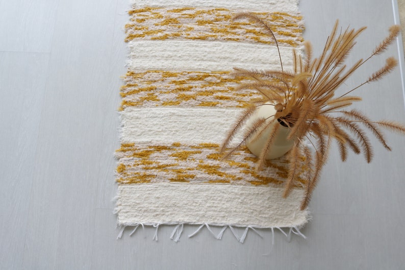 Petit tapis écru et jaune, tapis de salle de bain, tapis de douche, tapis de chevet, tapis de cuisine, gelber teppich, cadeau maman, déco bohème image 4