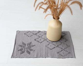 Mini graphite rug, gray rug, shower rug, bath mat, rug with knots, geometric rug, recycled rug, Scandinavian rug, entry rug, washable rug