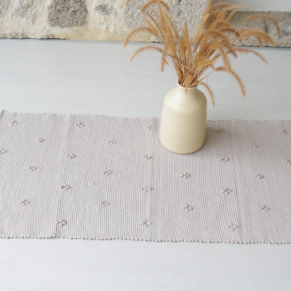 Petit tapis beige foncé tissé à la main, tapis en coton taupe, tapis de salle de bain, tapis de chevet, tapis de cuisine, tapis géométrique, tapis portugais, tapis brun